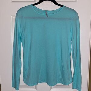 🆕 Fabletics Open Back Shirt